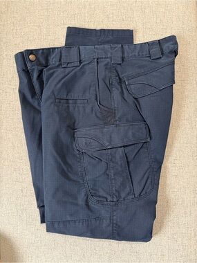Men's 5.11 Stryke Cargo Pants - Lightweight Utility Style (Navy)